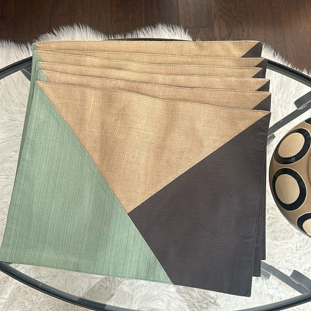 West Elm Geometric Linen Blend Set of 6 Placemats